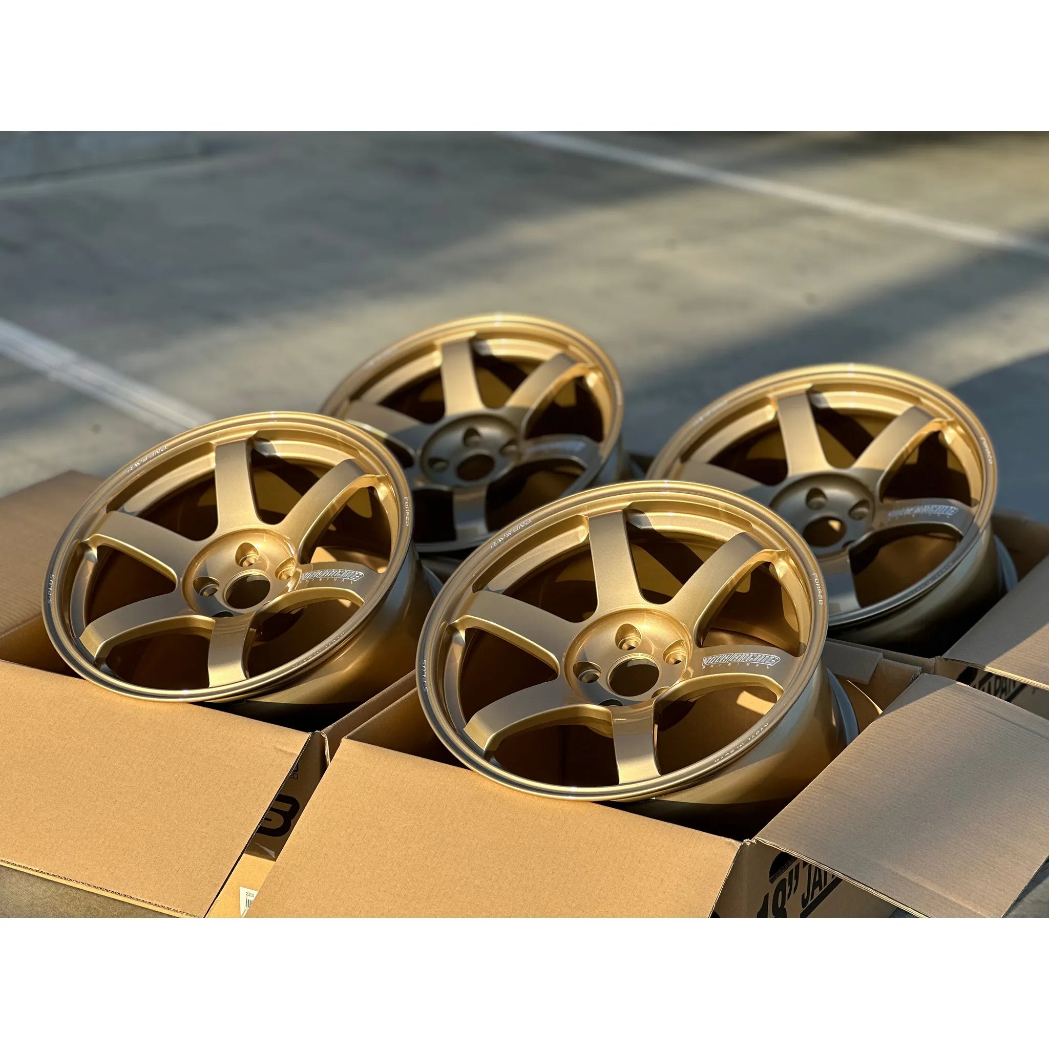 Volk Racing TE37 Saga 18x9.5 +22 5x114.3 Gold – WheelFlip