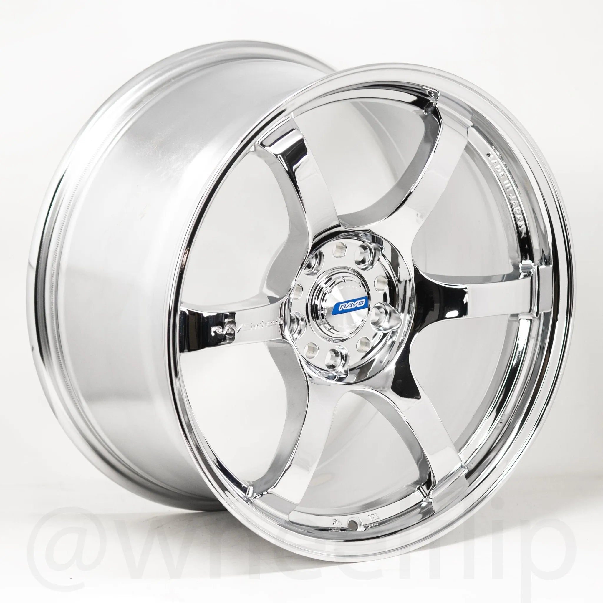 Eルクルルγ様 Gram Lights 57DR 18x9.5 +38 5x120 Chrome Plating – WheelFlip
