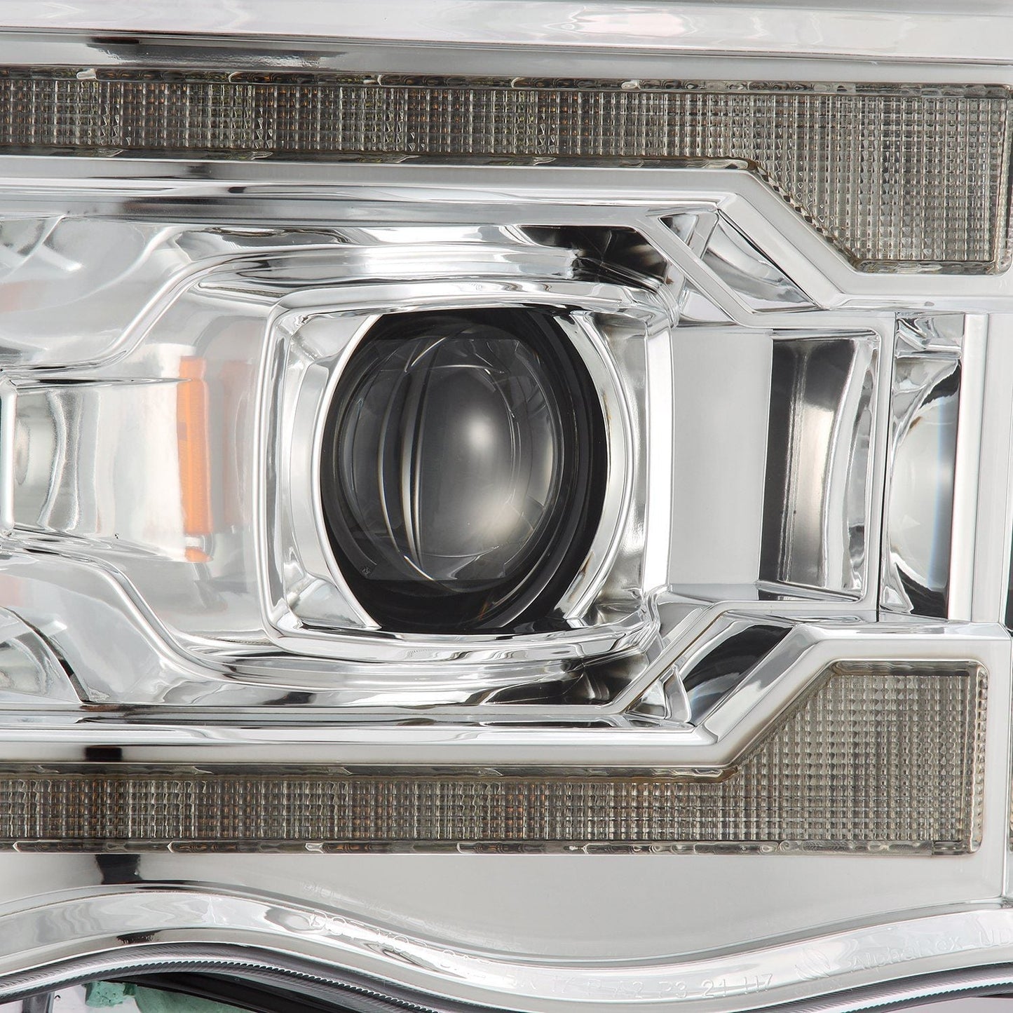 AlphaRex 02-05 Dodge Ram PRO-Series Halogen Projector Headlights Chrome