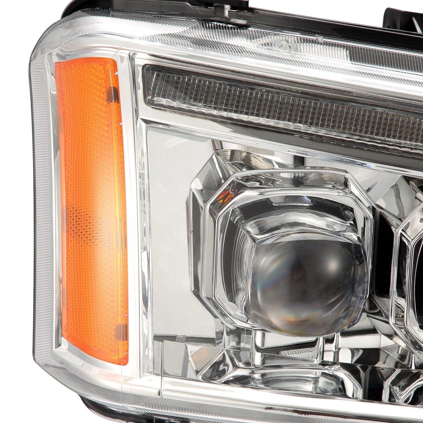 AlphaRex 03-06 Chevrolet Silverado/02-06 Avalanche (without body cladding) NOVA-Series LED Projector Headlights Chrome