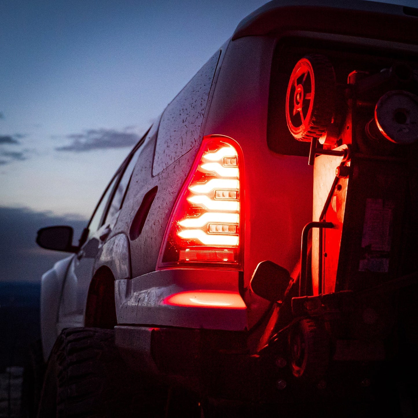 AlphaRex 03-09 Toyota 4Runner LUXX-Series LED Tail Lights Black Red