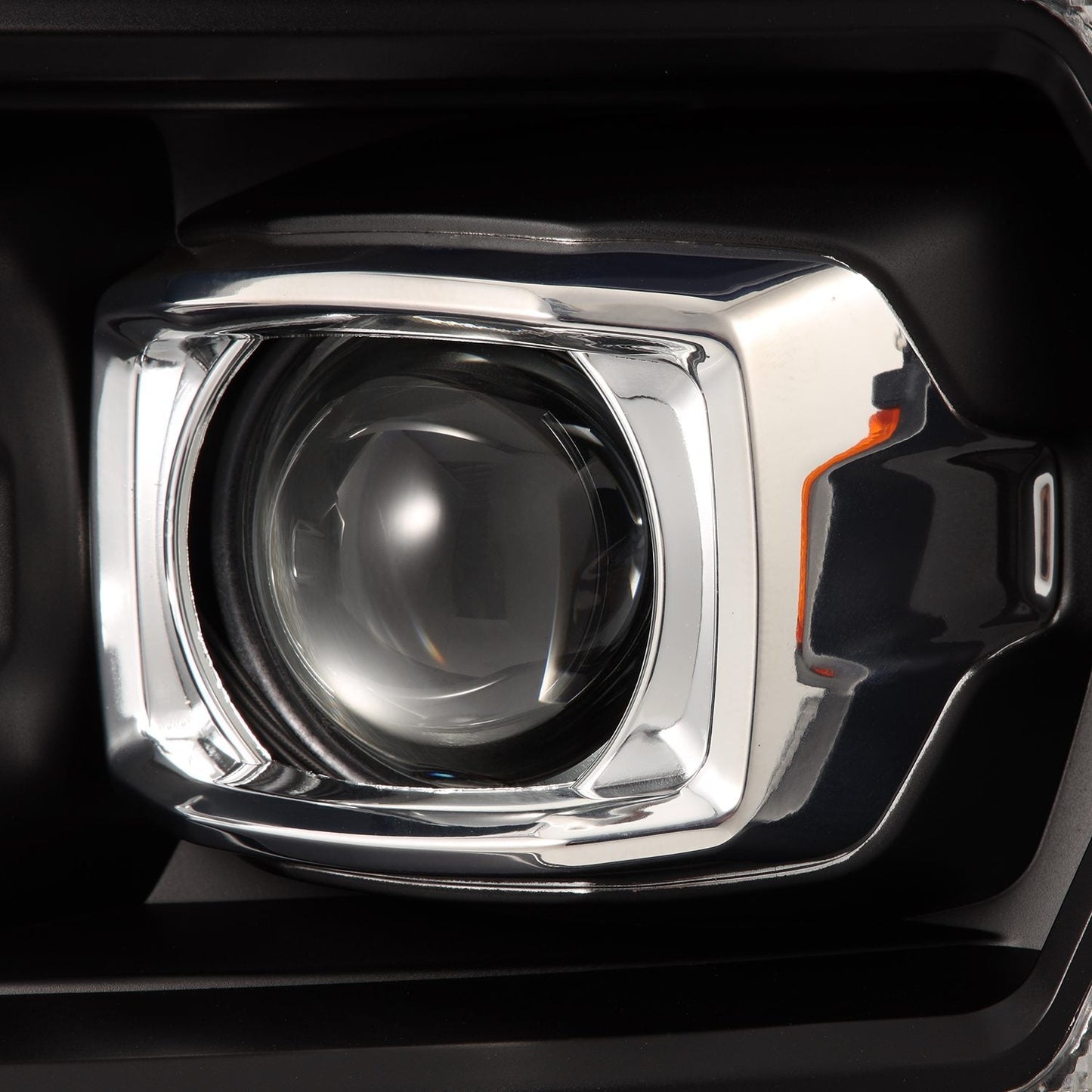 AlphaRex 04-08 Ford F150 / 06-08 Lincoln Mark LT LUXX-Series LED Projector Headlights Black