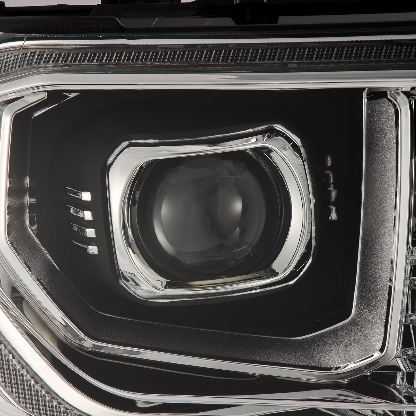 AlphaRex 07-13 Toyota Tundra/08-17 Toyota Sequoia MK II LUXX-Series LED Projector Headlights Chrome (With Level Adjuster)