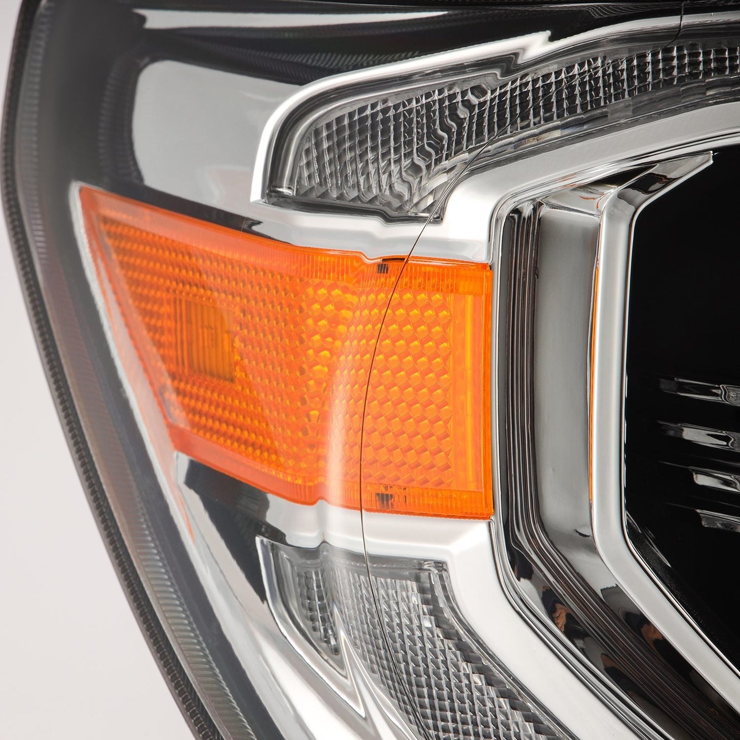 AlphaRex 07-13 Toyota Tundra/08-17 Toyota Sequoia MK II LUXX-Series LED Projector Headlights Chrome (With Level Adjuster)
