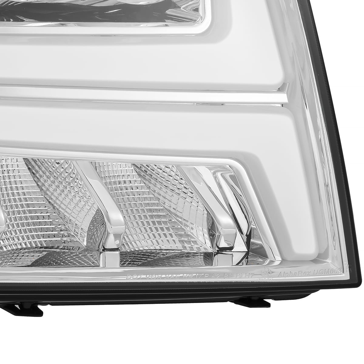 AlphaRex 07-14 Chevrolet Tahoe/Suburban/07-13 Avalanche NOVA-Series LED Projector Headlights Chrome