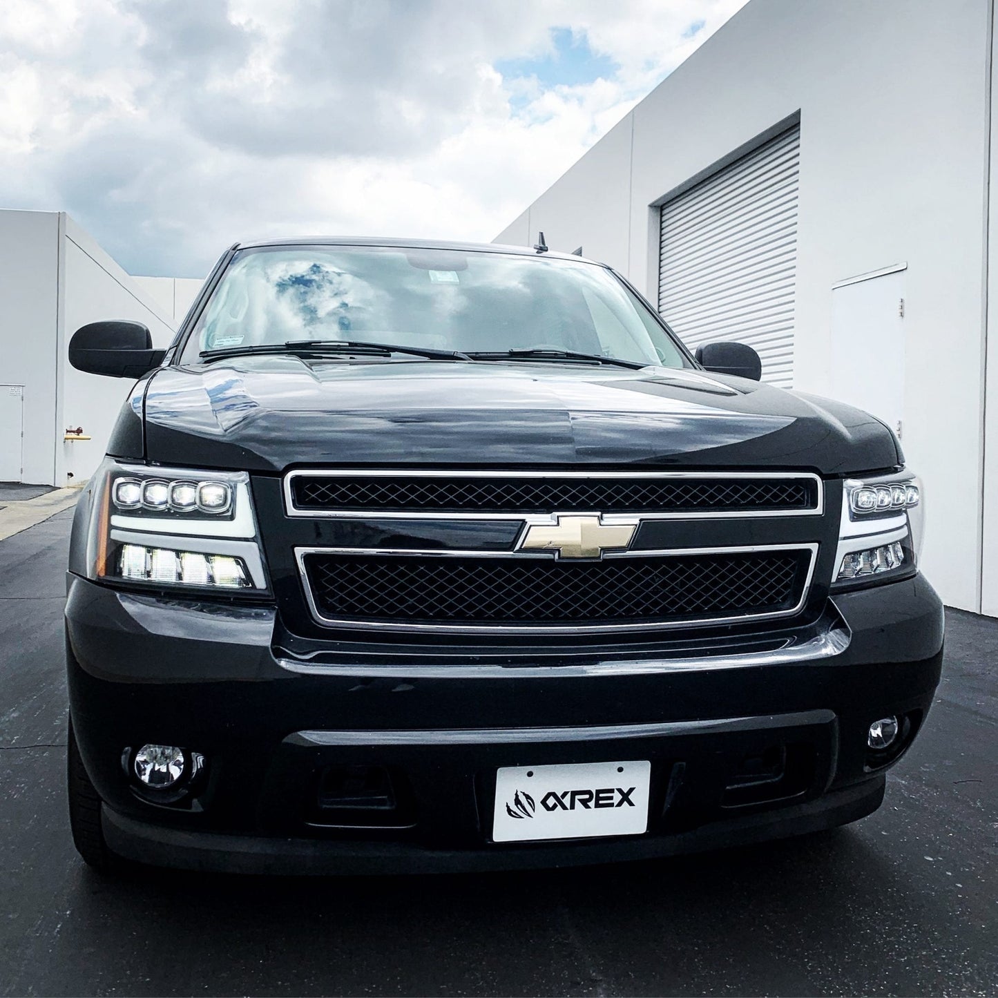 AlphaRex 07-14 Chevrolet Tahoe/Suburban/07-13 Avalanche NOVA-Series LED Projector Headlights Chrome