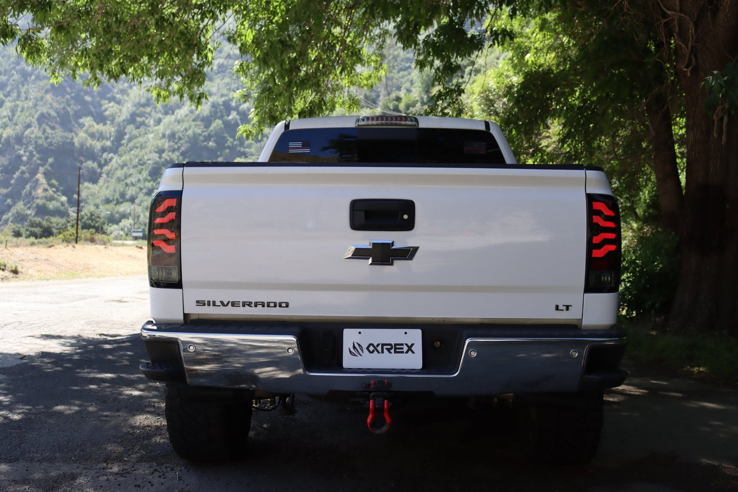 AlphaRex 14-18 Chevrolet Silverado 1500 / 15-19 Silverado 2500HD/3500HD / 15-19 GMC Sierra 3500HD Dually PRO-Series LED Tail Lights Jet Black