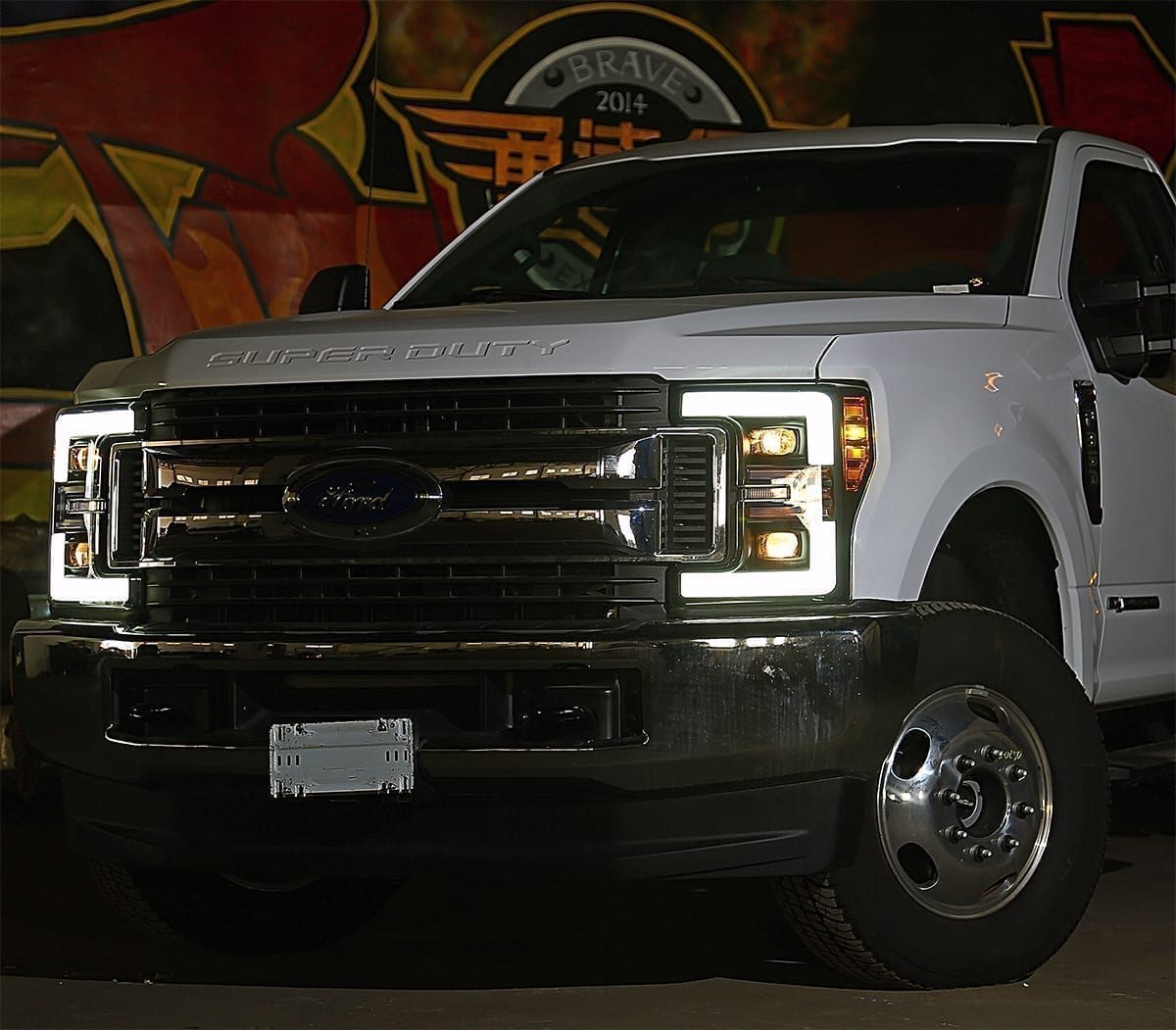 AlphaRex 17-19 Ford Super Duty PRO-Series Halogen Projector Headlights Jet Black