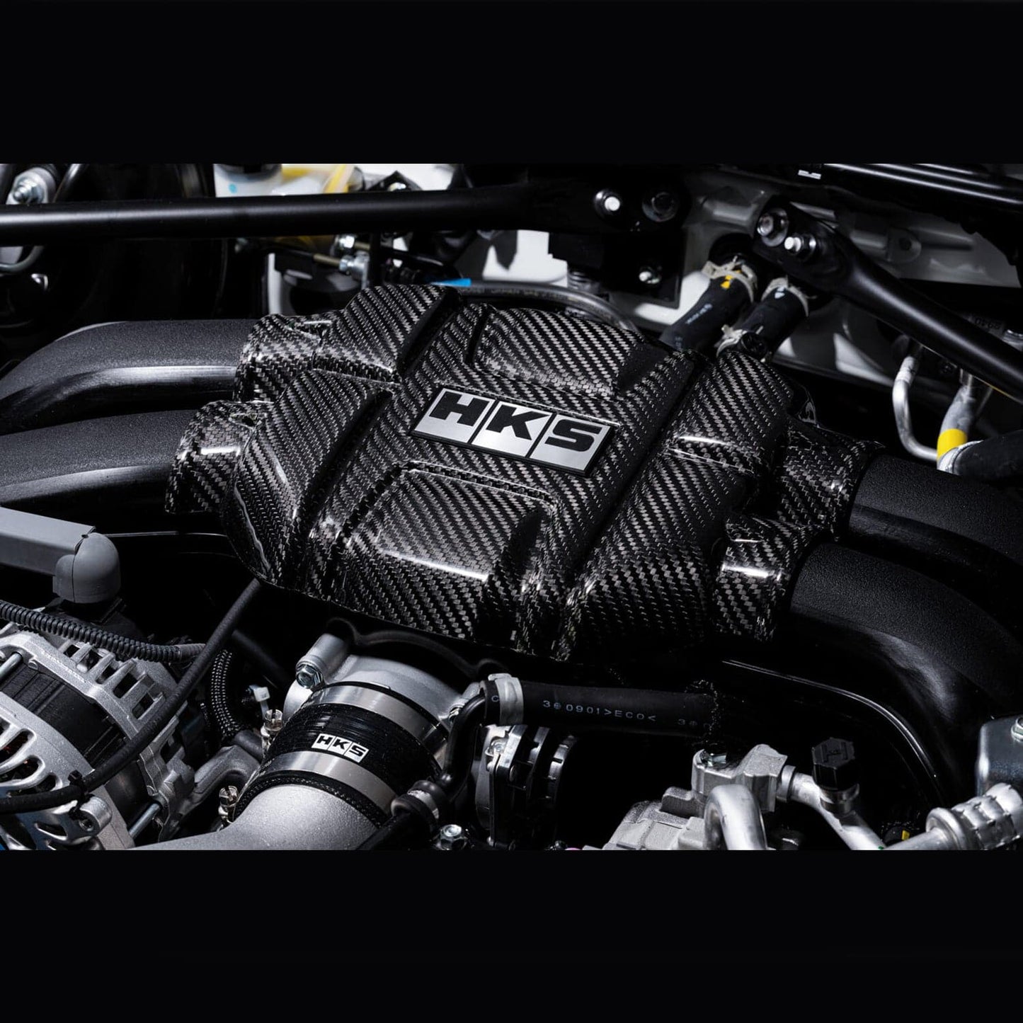 HKS Carbon Fiber Engine Cover - Toyota GR86 / Subaru BRZ 22+