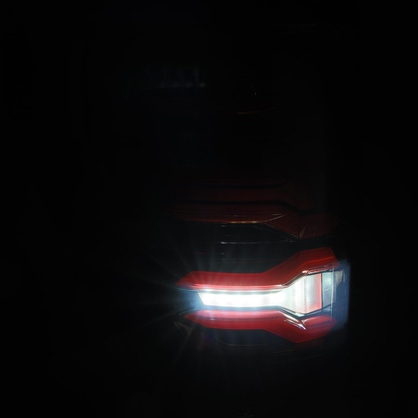 AlphaRex 21-23 Ford F150/F150 Raptor LUXX-Series LED Tail Lights Black-Red