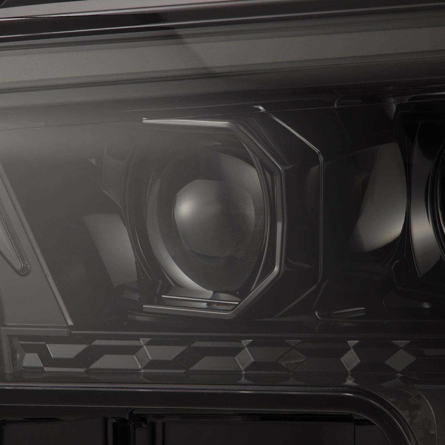 AlphaRex 24-25 Toyota Tacoma / 25-up 4Runner OG-Style LUXX-Series LED Projector Headlights Alpha-Black