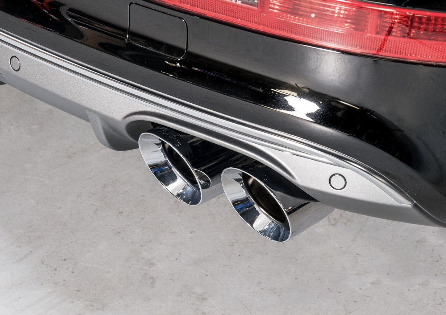 AWE Tuning Touring Edition Exhaust for 8R SQ5 - Quad Outlet, Chrome Silver Tips (3015-42052)