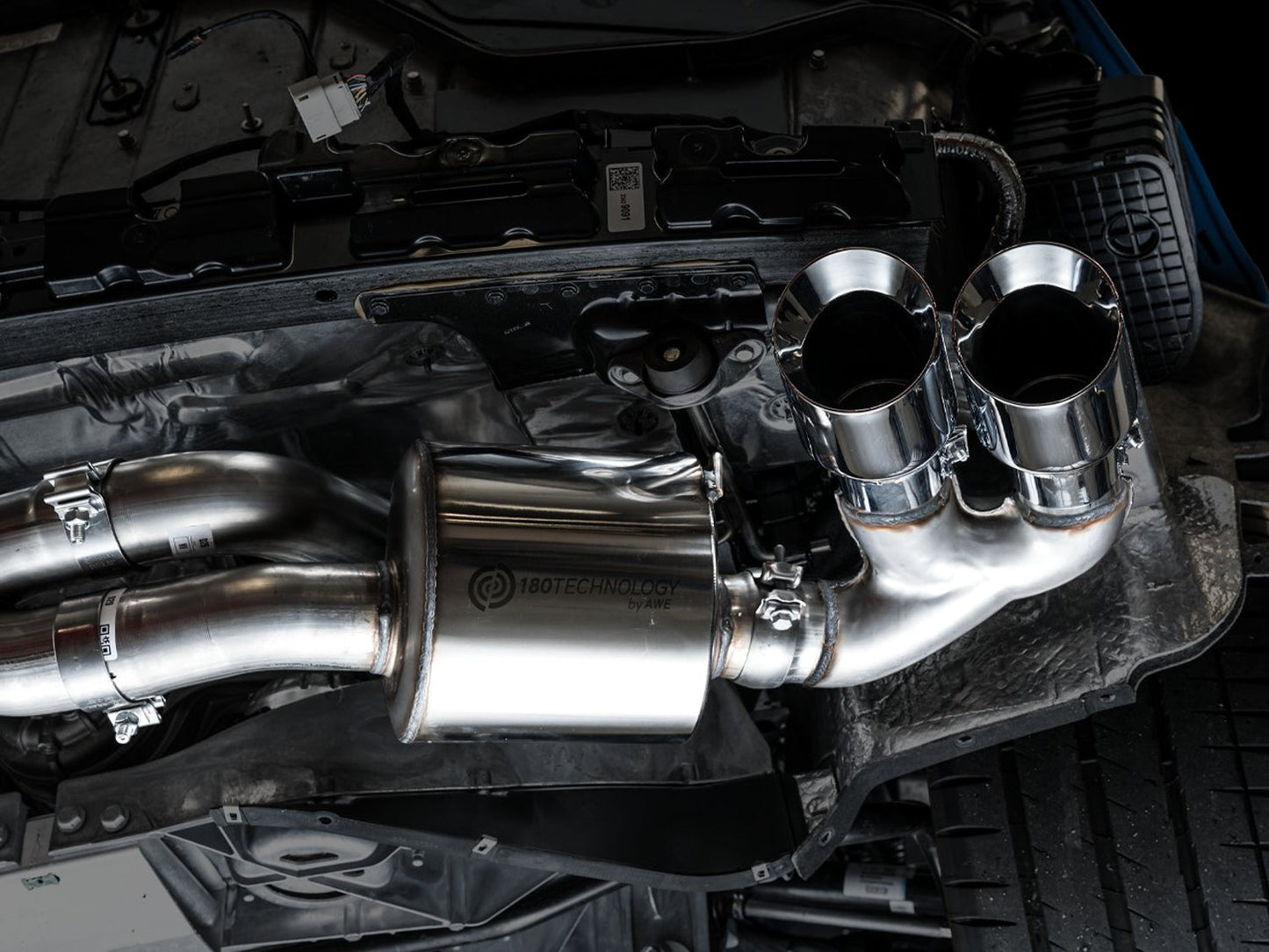 AWE Tuning Touring Edition Exhaust for C8 Corvette - Chrome Silver Tips (3015-42151)