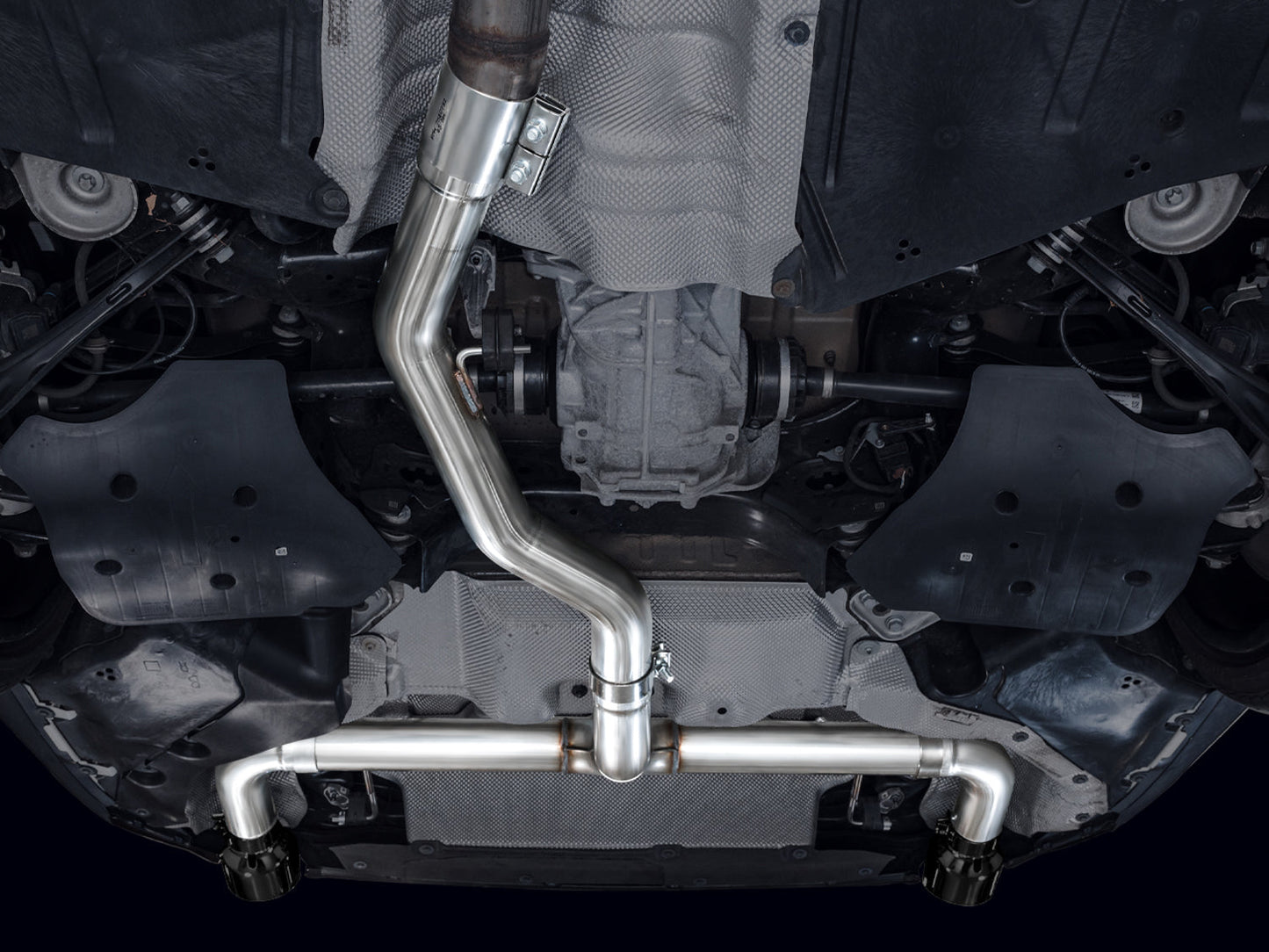 AWE Tuning G2X Track Edition Axle Back Exhaust - Diamond Black for BMW 19-23 330i / 21-23 430i (3020-33429)