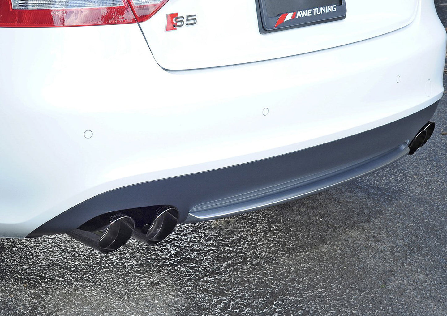 AWE Tuning Touring Edition Exhaust System for B8/8.5 S5 Cabrio (Exhaust + Resonated Downpipes) - Diamond Black Tips (3415-43012)
