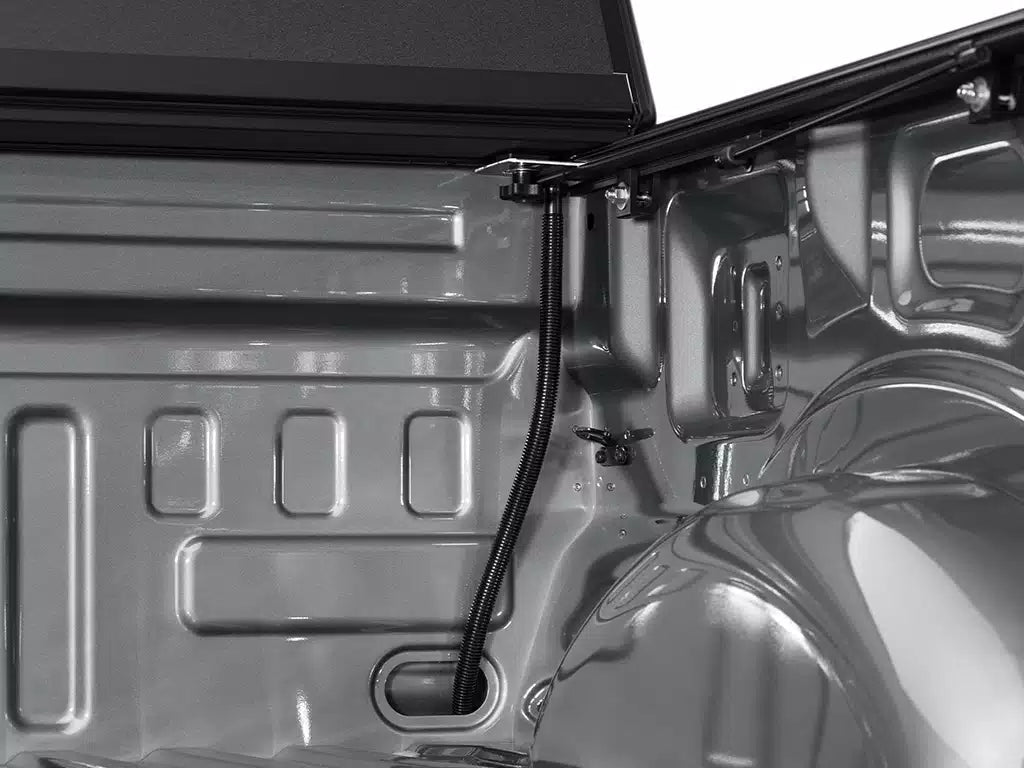 BAK 15-20 Ford F-150 6ft 6in Bed BAKFlip MX4 Matte Finish