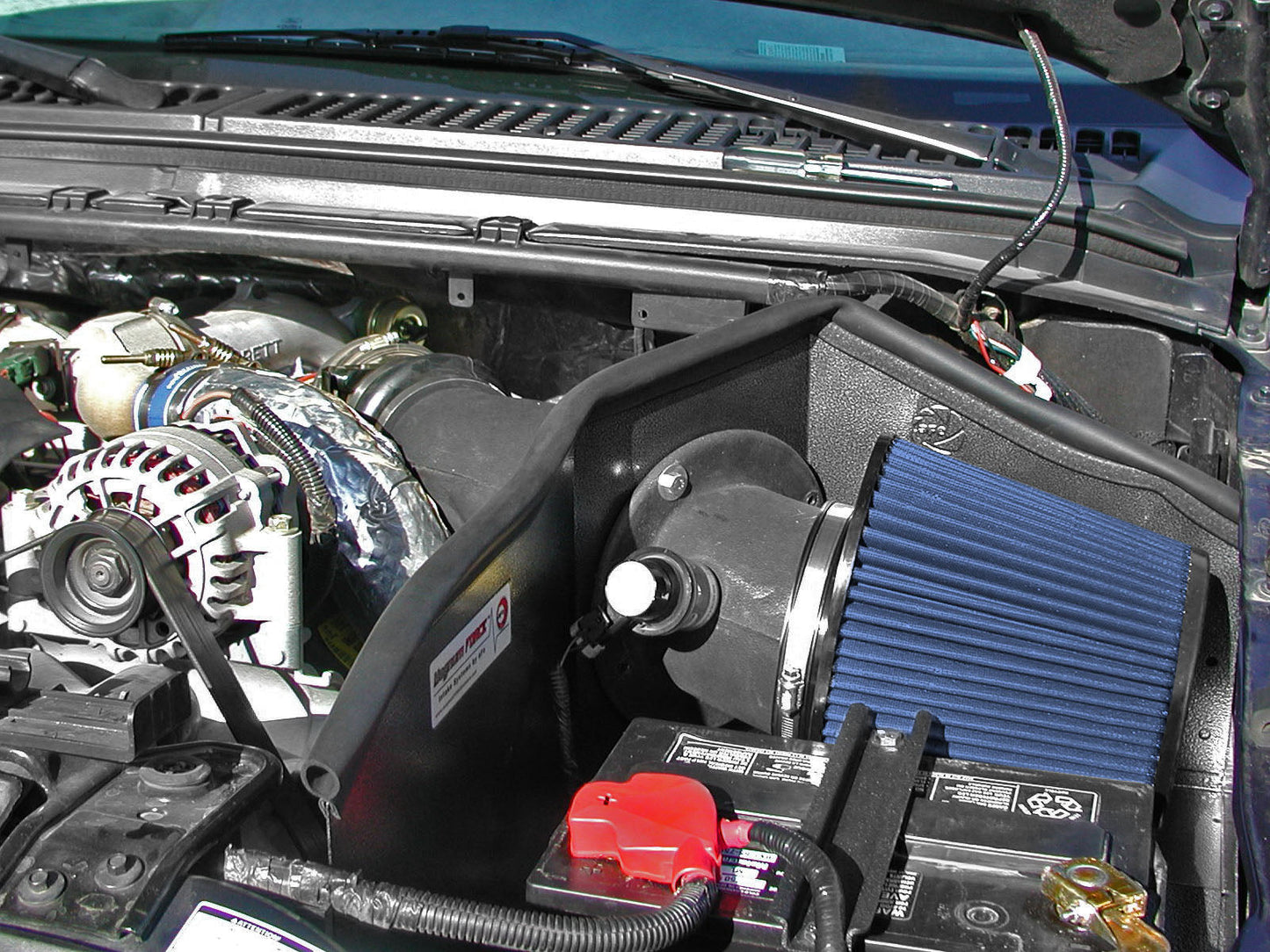aFe Power MagnumFORCE Intakes Stage-2 P5R AIS P5R Ford Diesel Trucks 99-03 V8-7.3L (td) (54-10192)