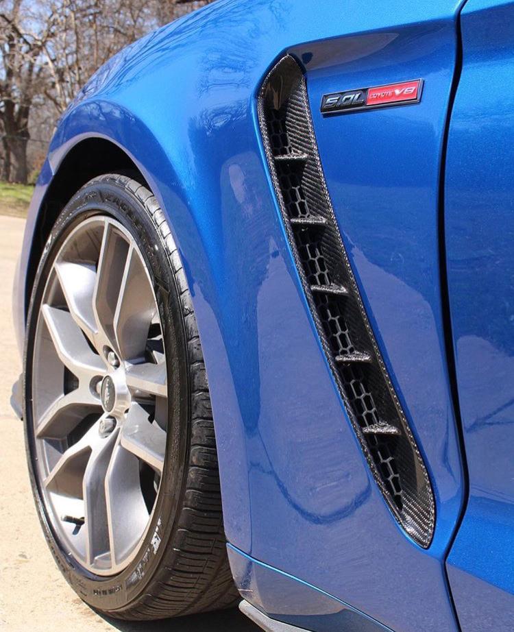 Anderson Composites Grille / Fender Vent / Body Badge Kit  (AC-FF15FDMU-GR-01)