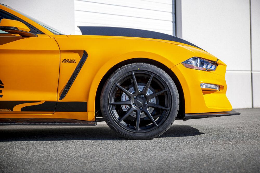 Anderson Composites Type-GR (GT350 Style) carbon fiber fenders for 2018-2020 Ford Mustang  (AC-FF18FDMU-GR)