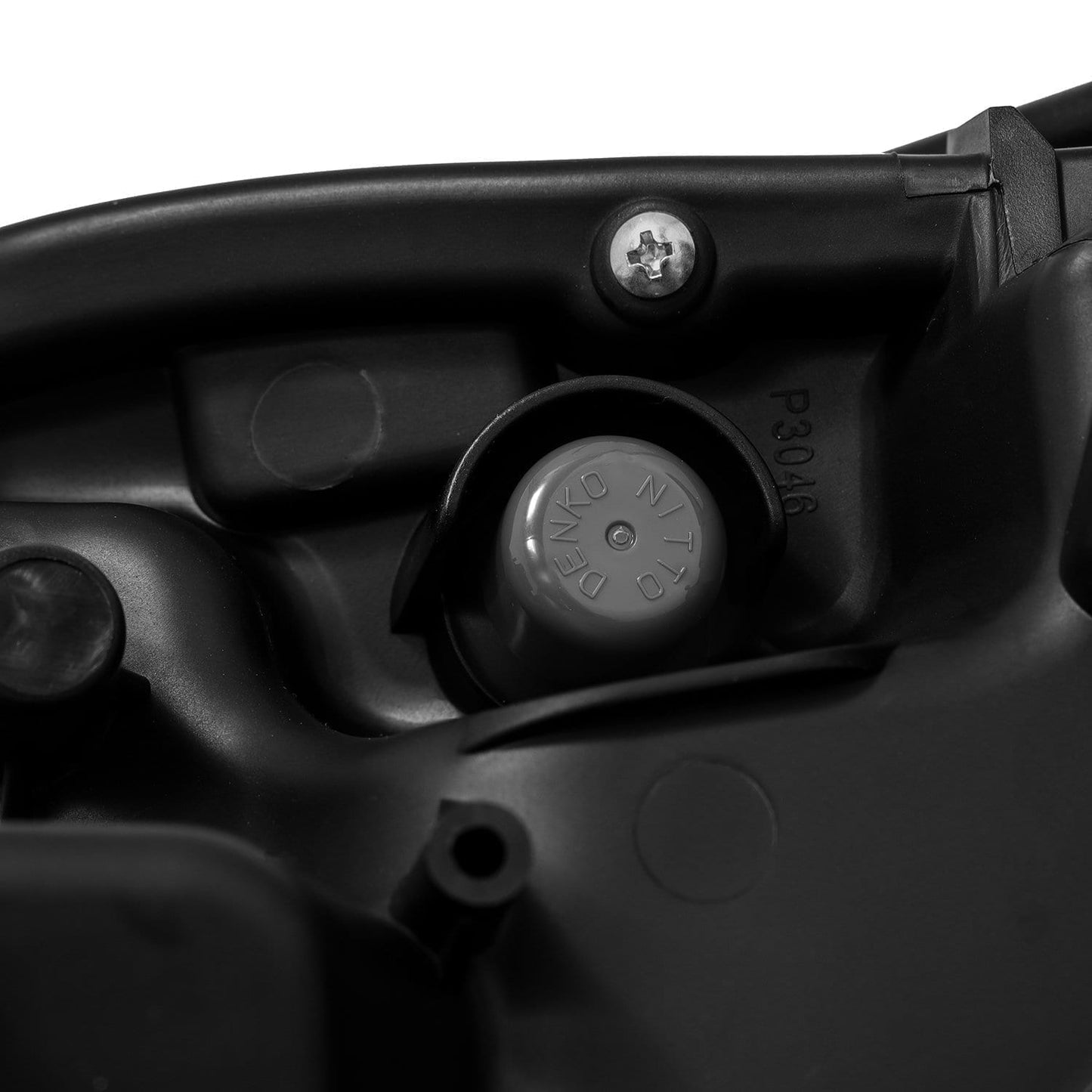 AlphaRex 10-13 Toyota 4Runner LUXX-Series Projector Headlights Alpha-Black