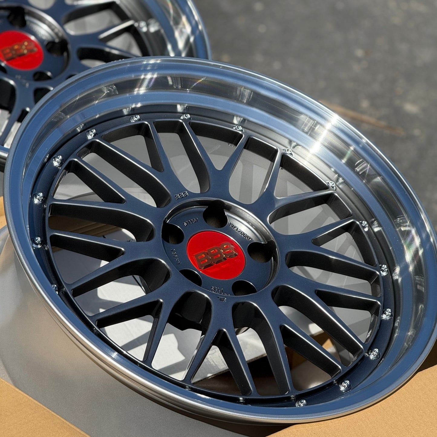 BBS LM 19x9.5 +22, 19x11 +37 5x120 Diamond Black (SET)