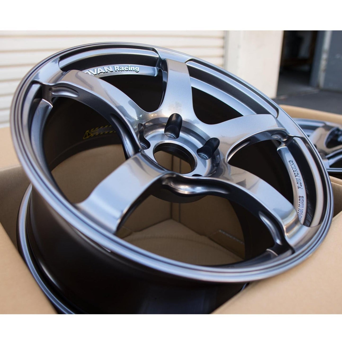 Advan TC4 18x9.5 +38 5x120 Racing Gunmetallic (No Ring) (SET)