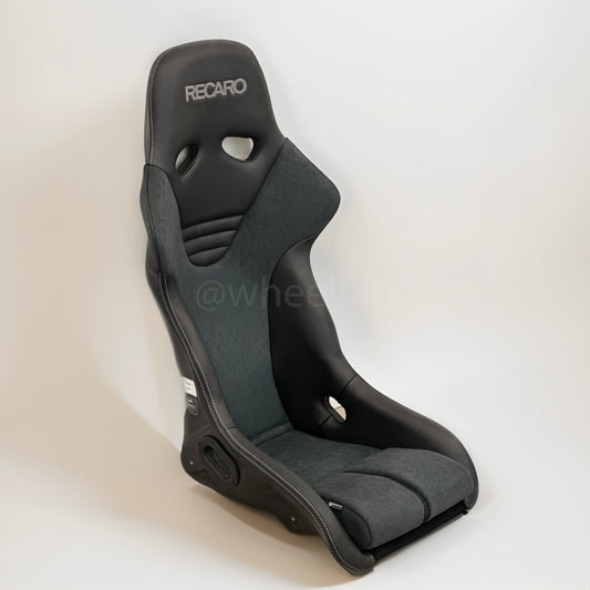 Recaro RS-G CL - Black Leather / Alcantara
