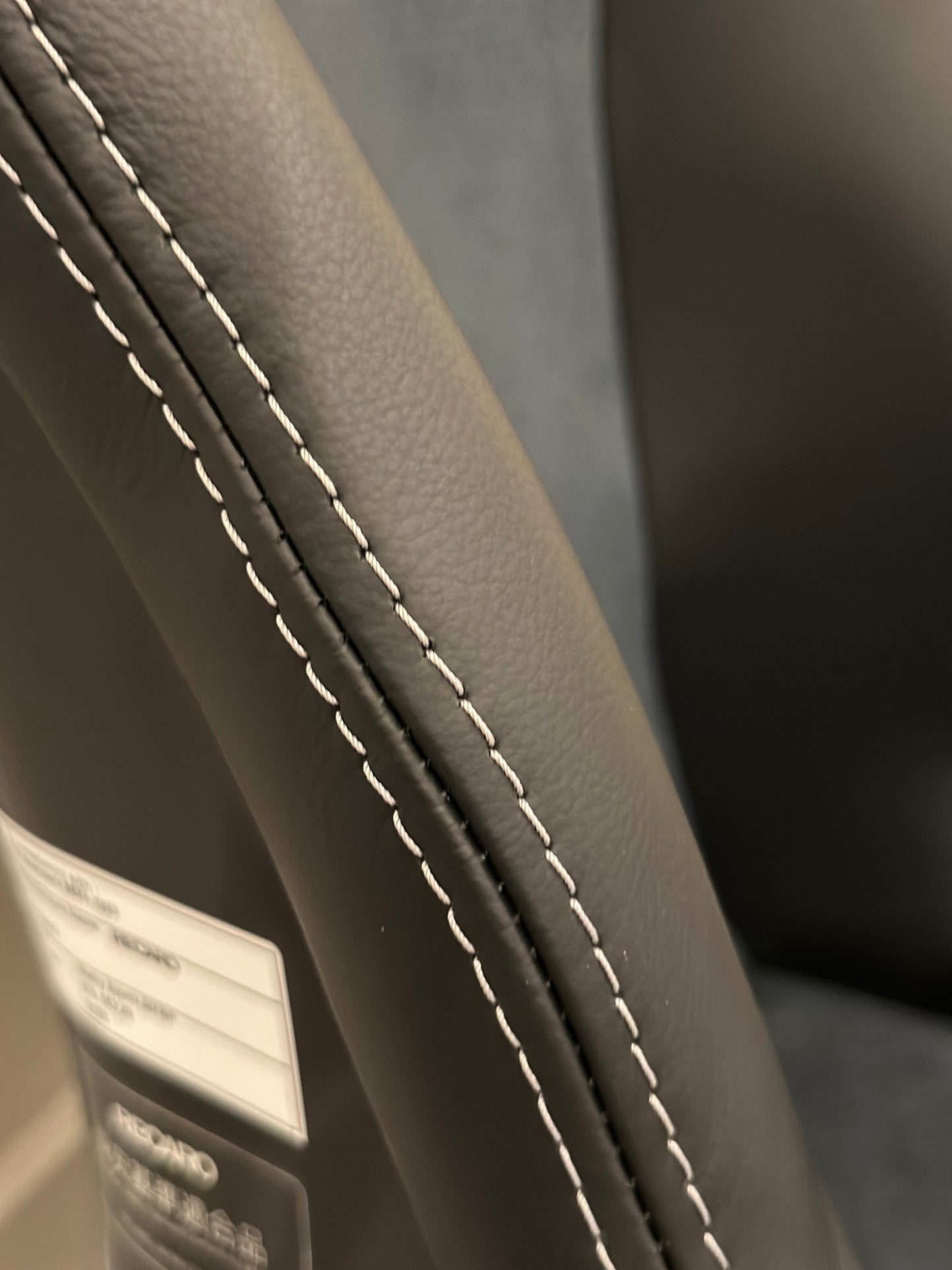 Recaro RS-G CL - Black Leather / Alcantara