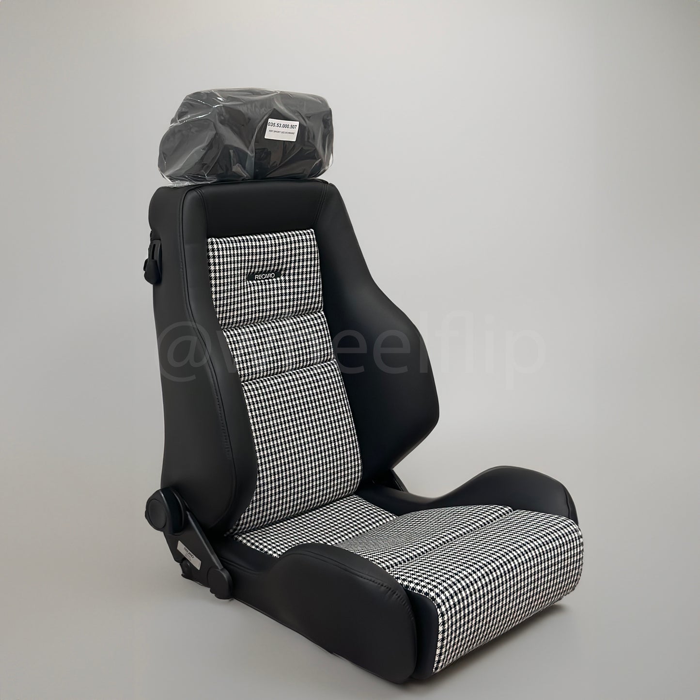 Recaro Classic LS - Black Leather / Pepita