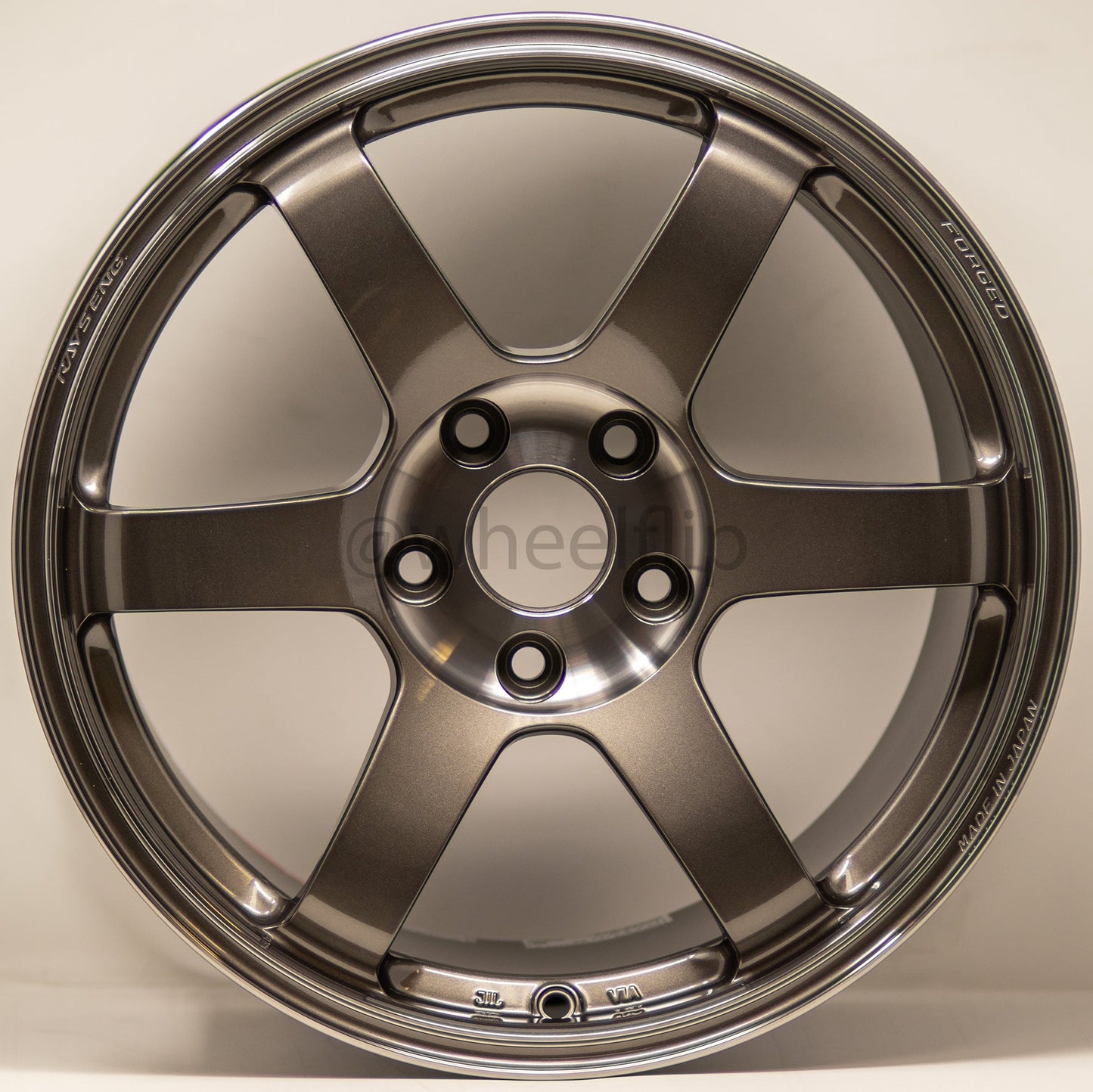 Volk Racing TE37 Saga SL 17x9 +21 5x114.3 Pressed Graphite (SET)