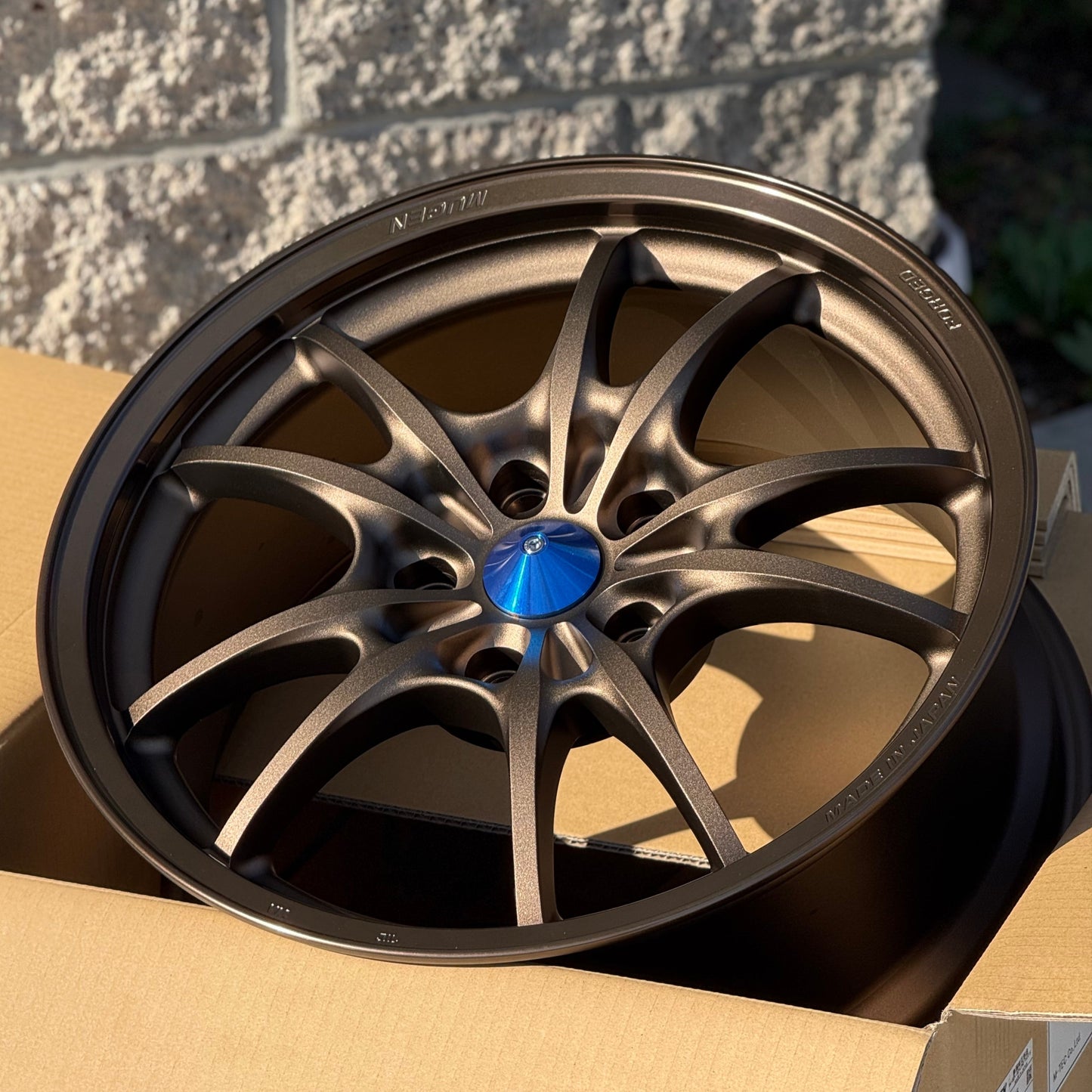 Mugen MF10 17x8 +45 5x114.3 Bronze (SET)