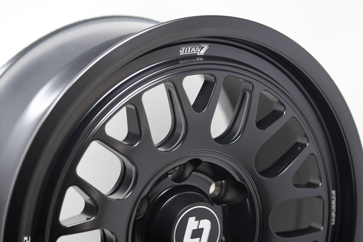 Titan 7 T-AK2 17x8 +39 6x130 for Mercedes Sprinter (SET)