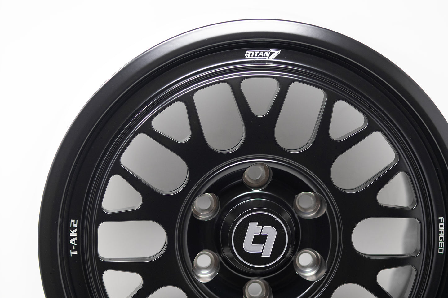 Titan 7 T-AK2 17x8 +39 6x130 for Mercedes Sprinter (SET)