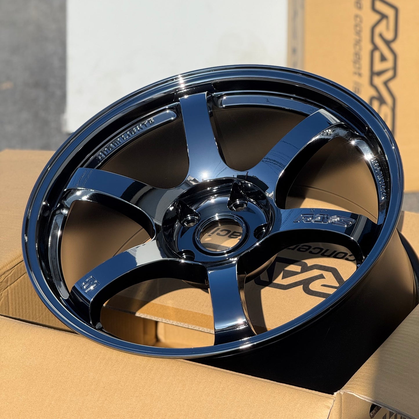 Gram Lights 57DR Limited 19x9.5 +45 5x120 Rays Black Metal Coat (SET)