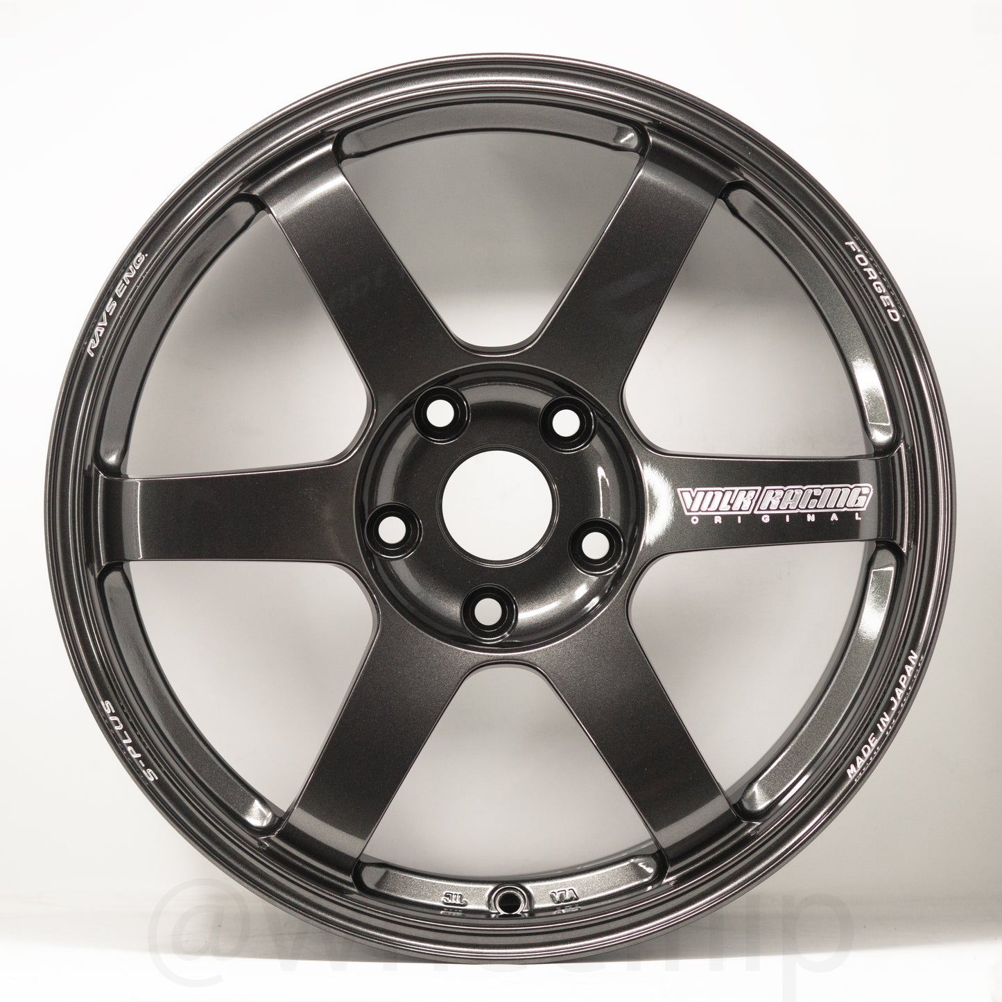 Volk Racing TE37 Saga S-Plus 18x9.5 +45 5x120 Diamond Dark Gunmetal (SET)