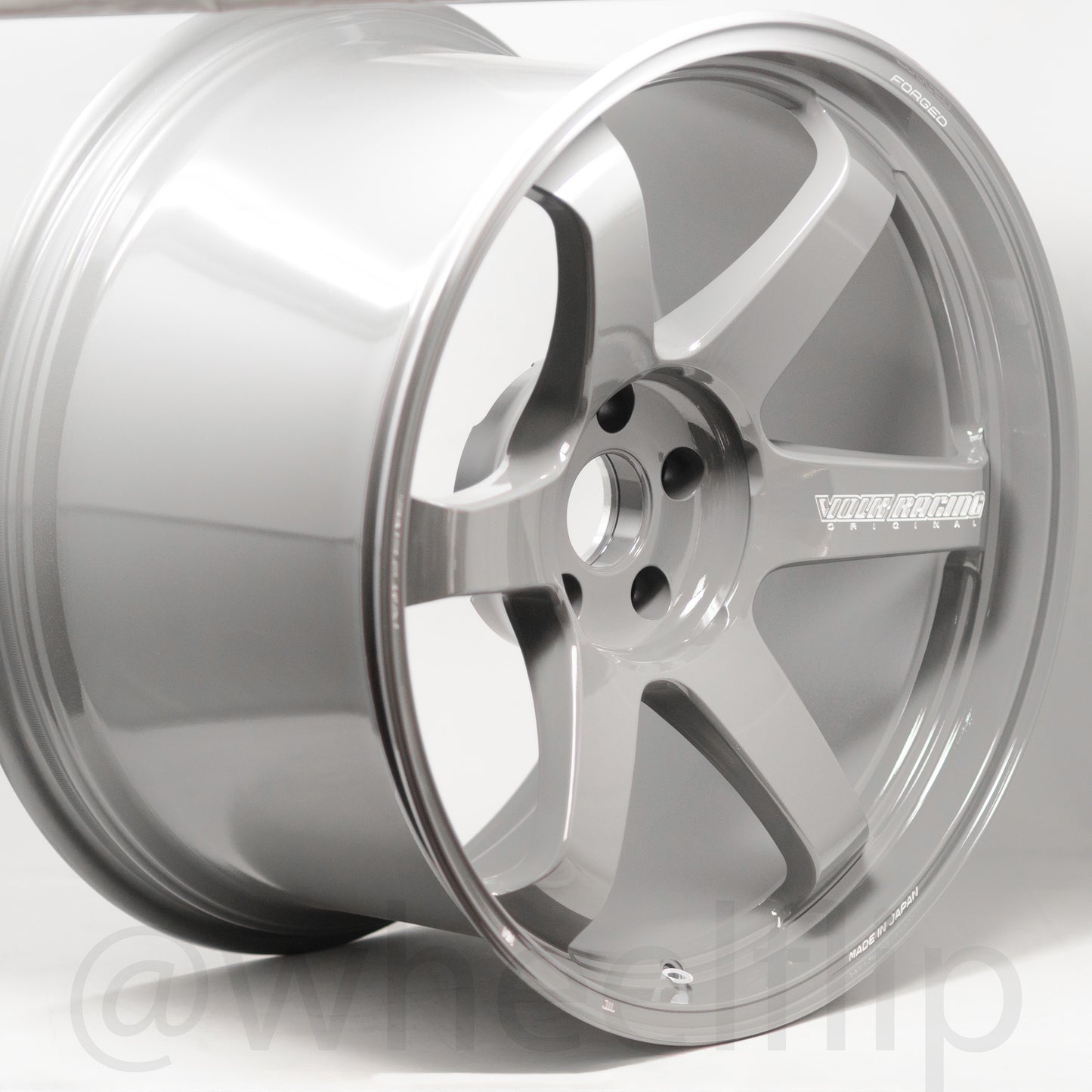 Volk Racing TE37 Saga S-Plus 20x10 +30, 20x12 +20 5x114.3 Arms Gray (SET)