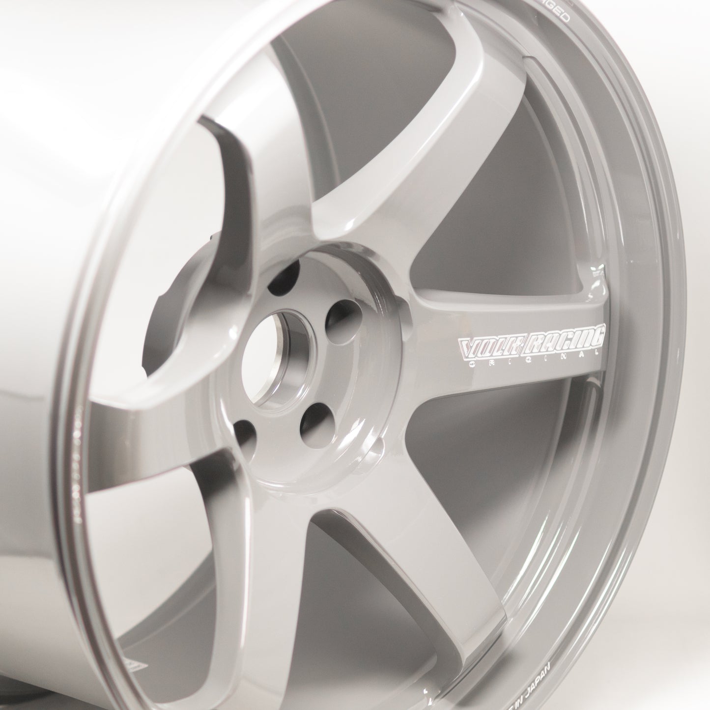 Volk Racing TE37 Saga S-Plus 20x10 +30, 20x12 +20 5x114.3 Arms Gray (SET)