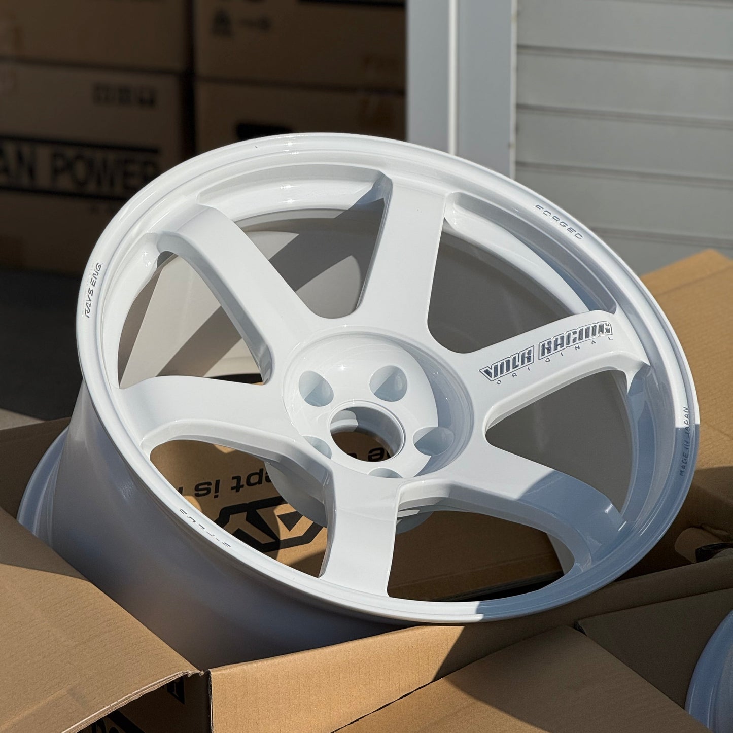 Volk Racing TE37 Saga S-Plus 19x10 +8, 19x11 +18 5x112 Dash White (SET)
