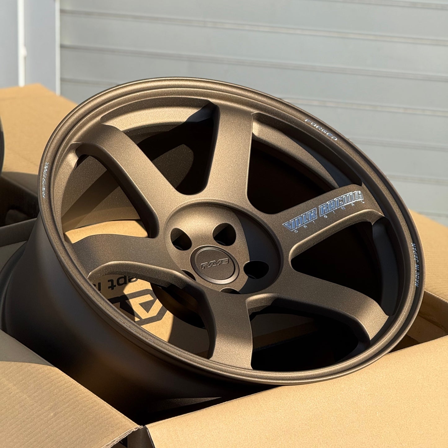Volk Racing TE37 Saga S-Plus 19x10 +8, 19x11 +18 5x112 Matte Gunbronze (SET)