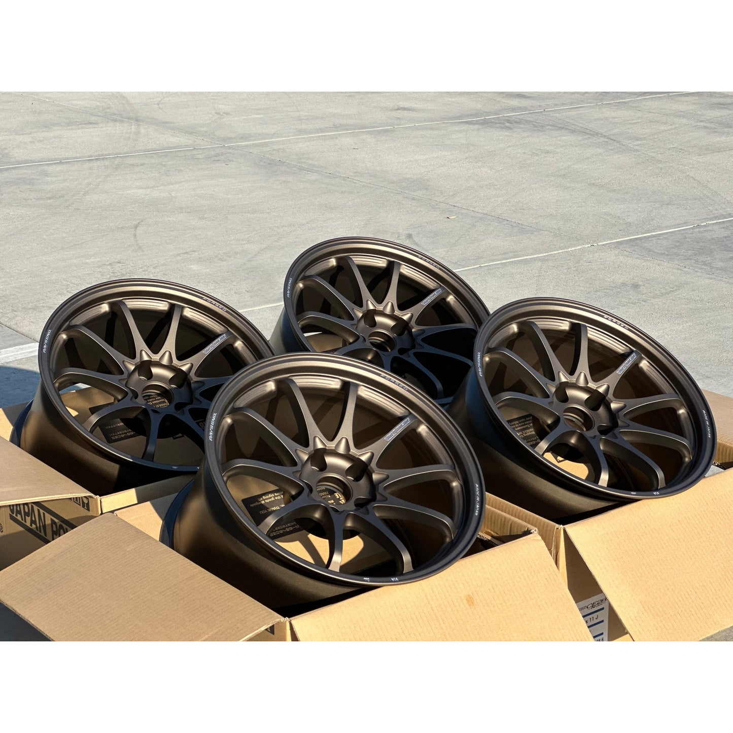Volk Racing CE28N-Plus 18x10.5 +34 5x112 Blast Bronze (SET)