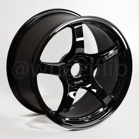 Gram Lights 57CR 18x9.5 +38 5x114.3 Glossy Black (SET)