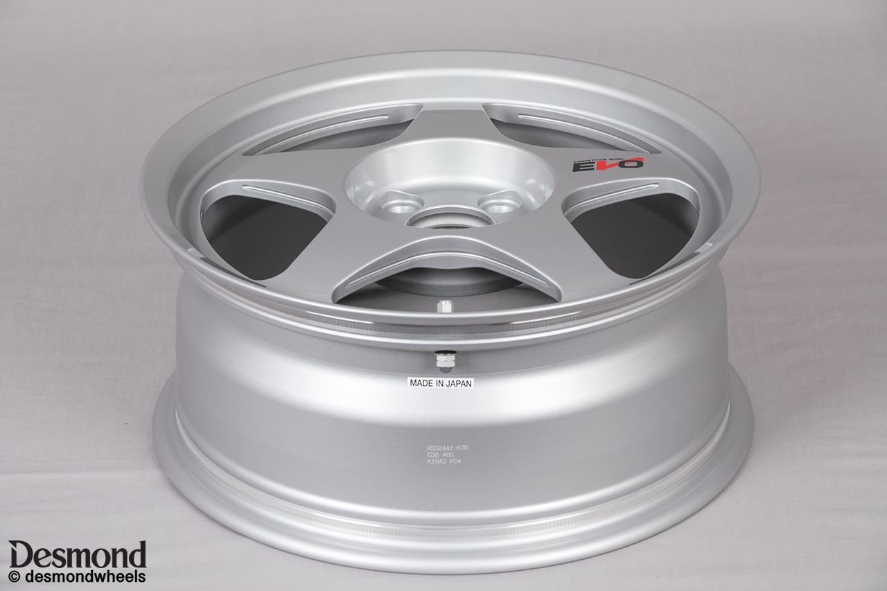Desmond Regamaster EVO II 16x8 +35 4x100 Matte Silver