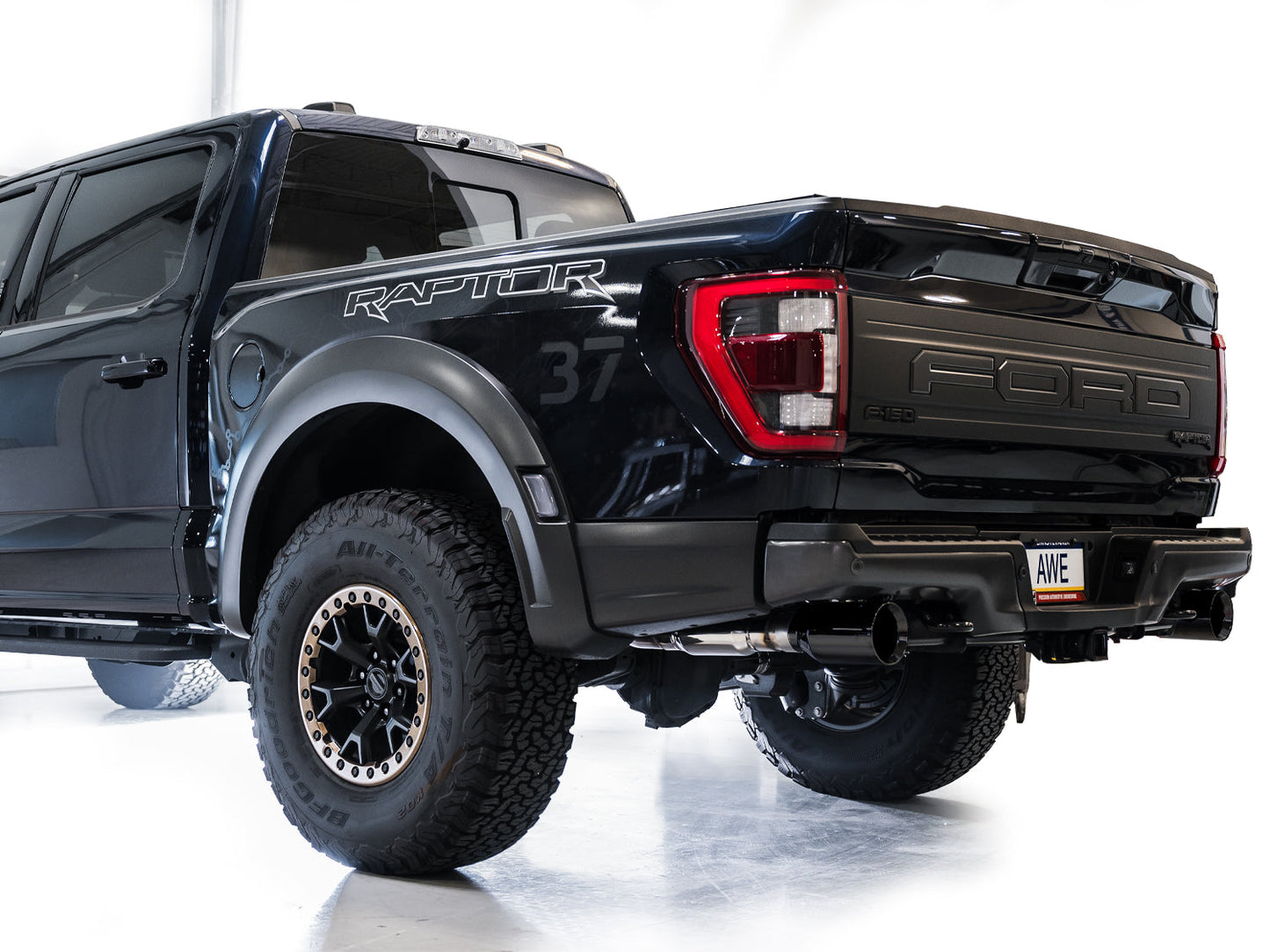AWE Tuning Gen 3 Ford Raptor SwitchPath Exhaust - Diamond Black Tips (3025-33356)