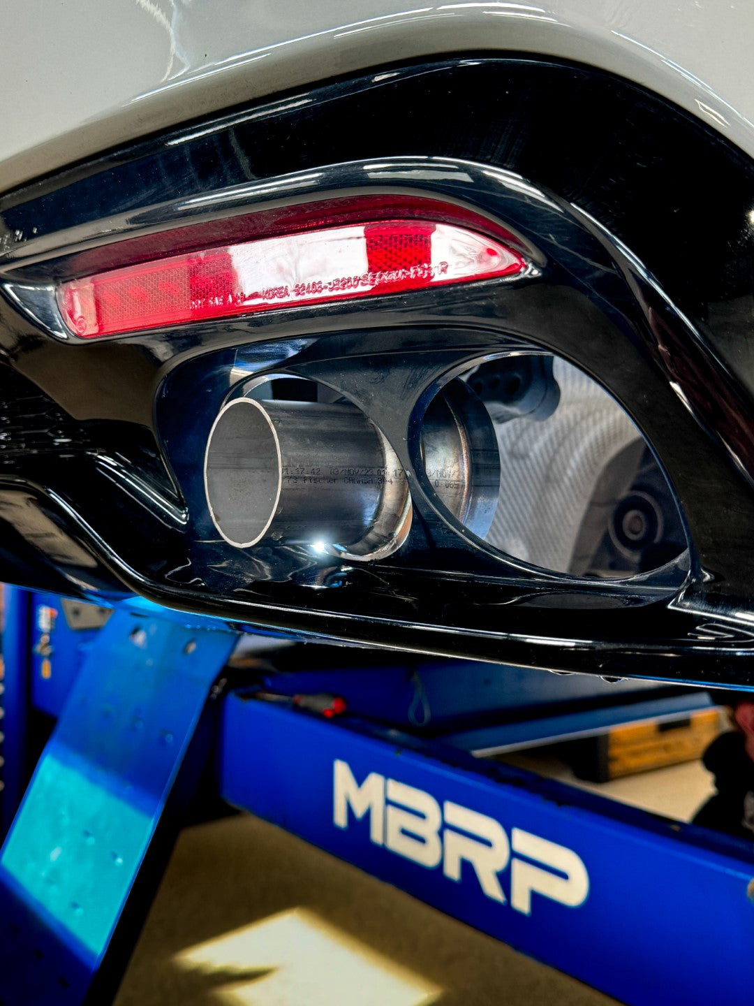 MBRP Carbon Fiber Tip / Bezel Replacement | 2018-2021 Kia Stinger GT (T5195CF)