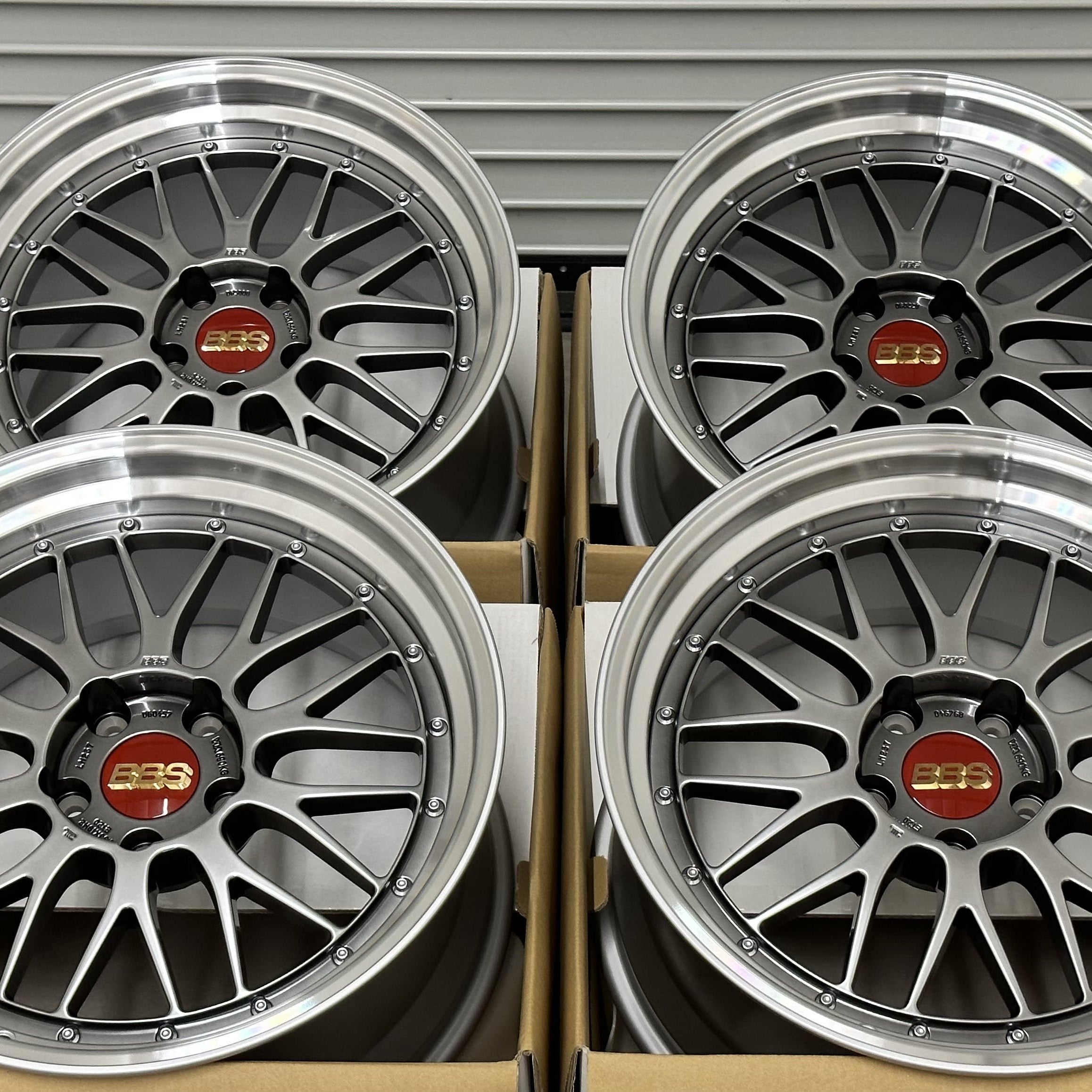 BBS LM 19x9.5 +20, 19x11 +25 5x120 Diamond Black (SET) – WheelFlip