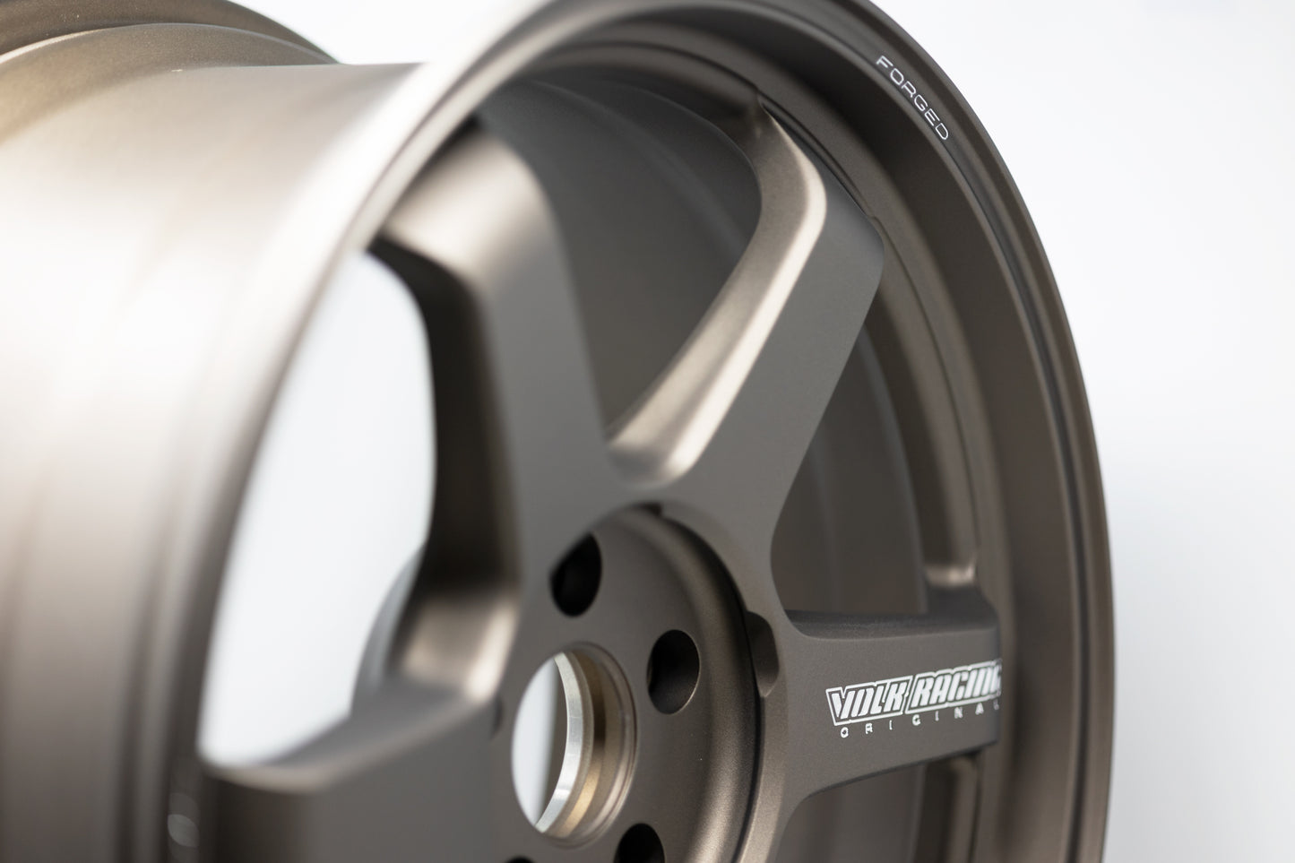 Volk Racing TE37 Ultra M-Spec 19x9.5 +35, 19x10.5 +31 5x114.3 Blast Bronze (SET)
