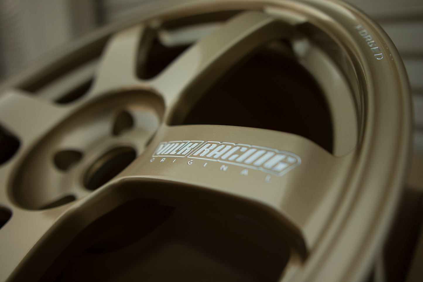 Volk Racing TE37 Saga 18x9.5 +38 5x114.3 Gold (SET)