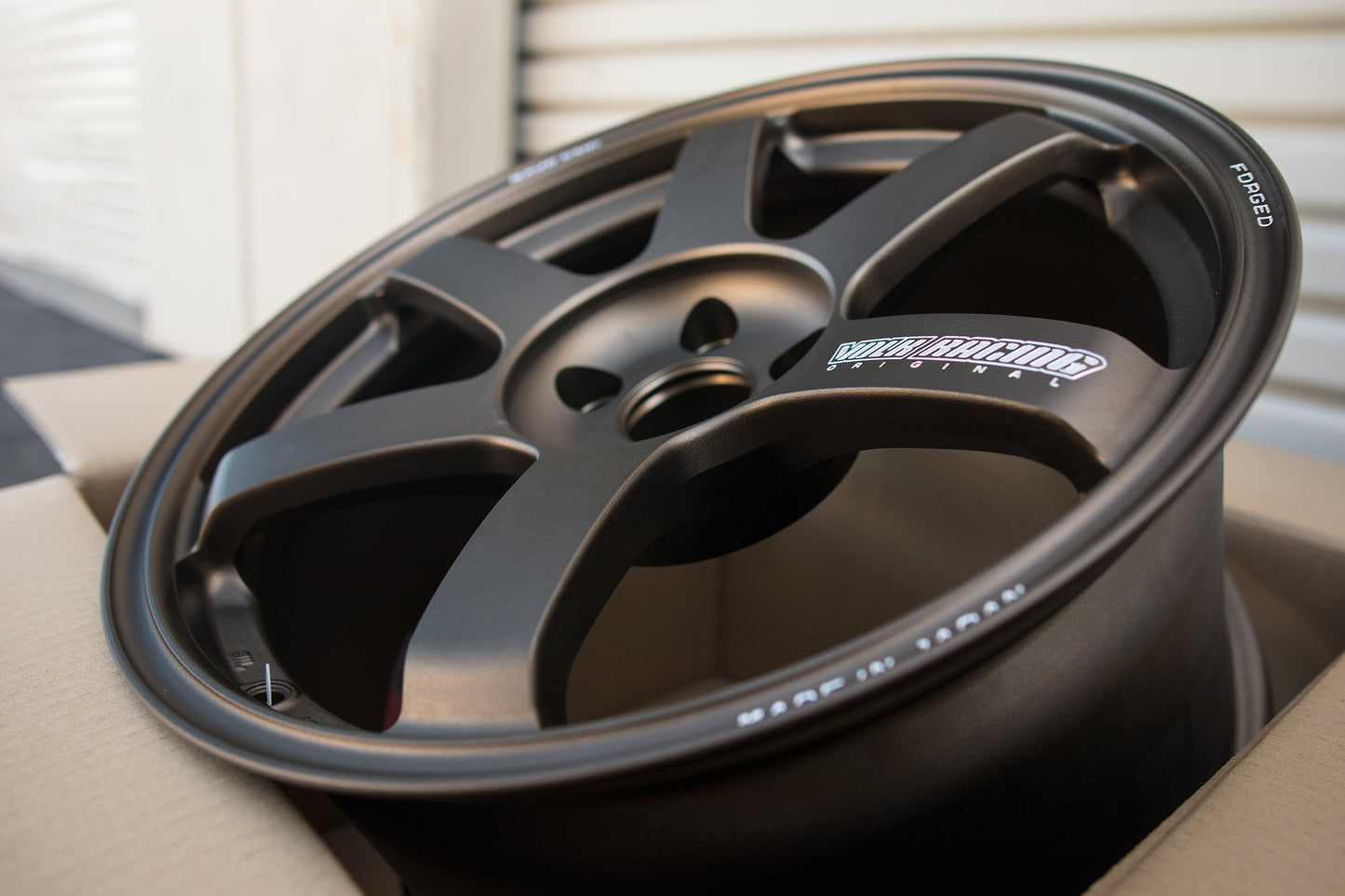 Volk Racing TE37 Saga 18x9.5 +45 5x114.3 Bronze (SET)