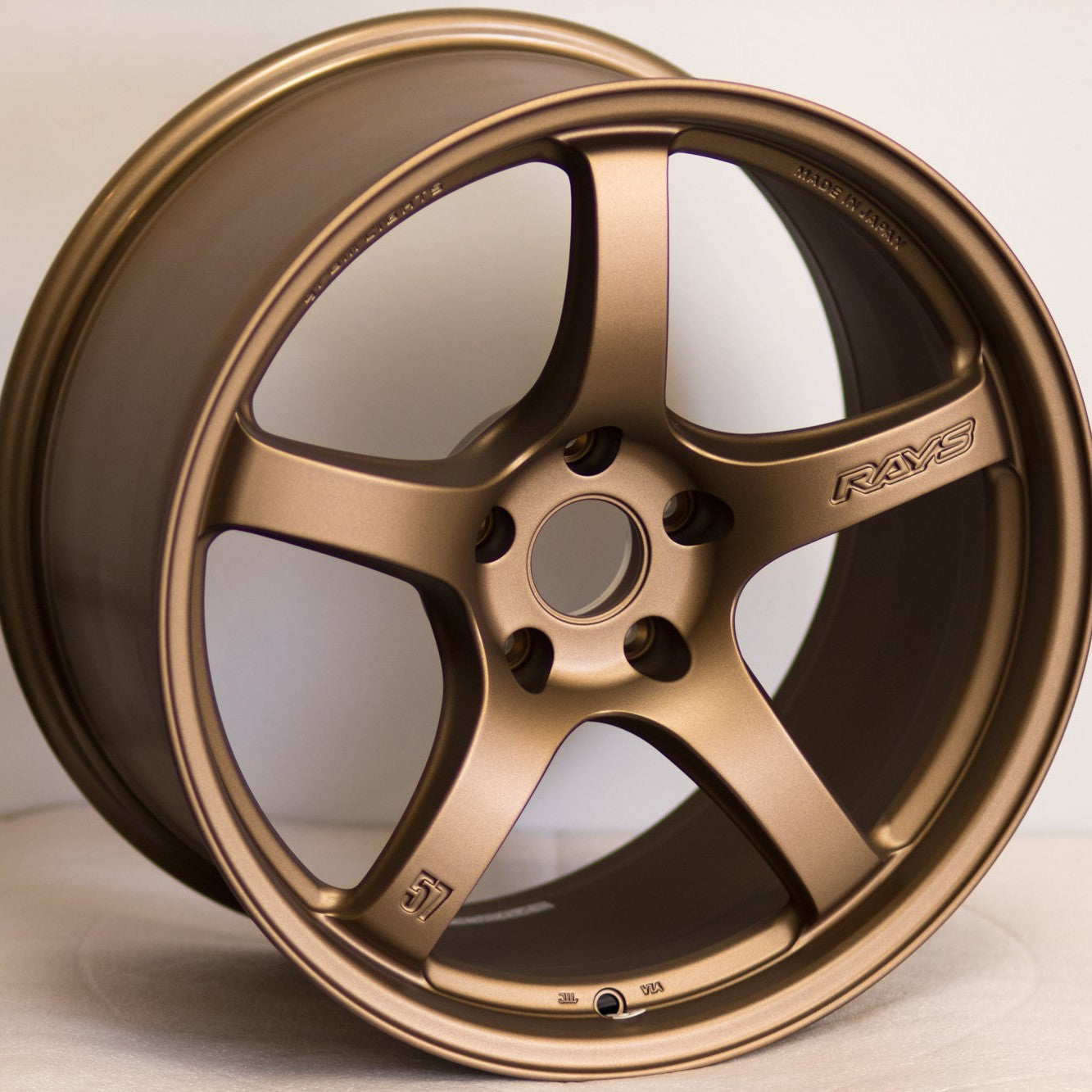 Gram Lights 57CR 18x9.5 +38 5x114.3 Bronze 2 (SET)