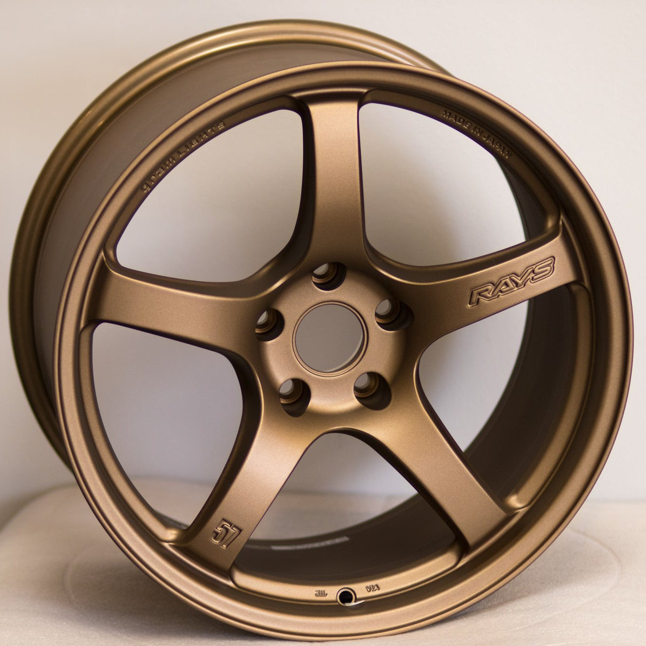 Gram Lights 57CR 18x9.5 +38 5x114.3 Bronze 2 (SET)